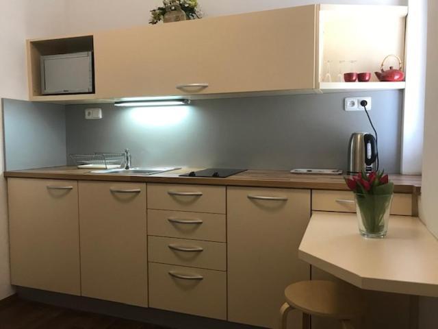 Apartman Innova Zlín Eksteriør bilde