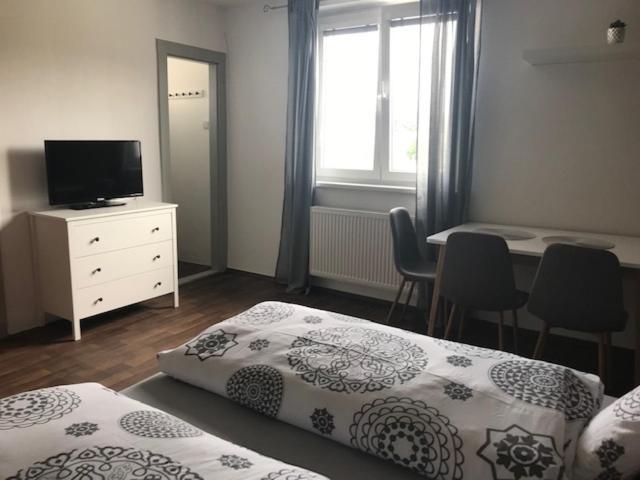 Apartman Innova Zlín Eksteriør bilde