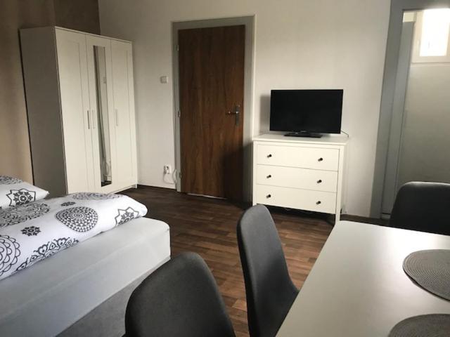Apartman Innova Zlín Eksteriør bilde